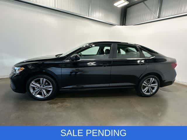 Used 2024 Volkswagen Jetta SE FWD video 2