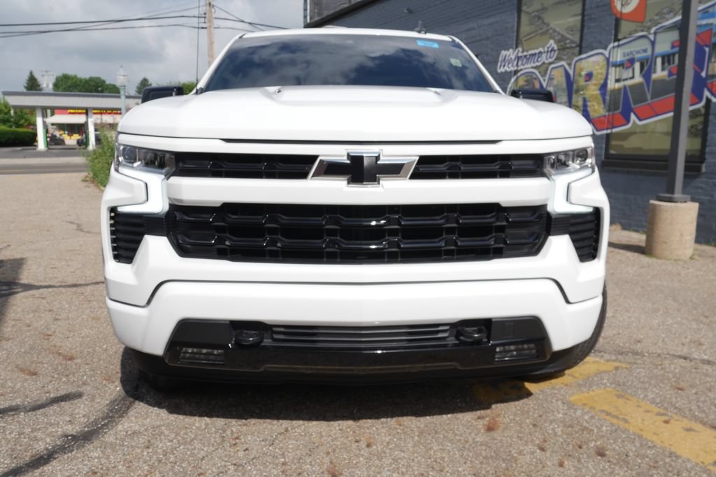 Used 2023 Chevrolet Silverado 1500 RST w/ Protection Package AWD/4WD image 2