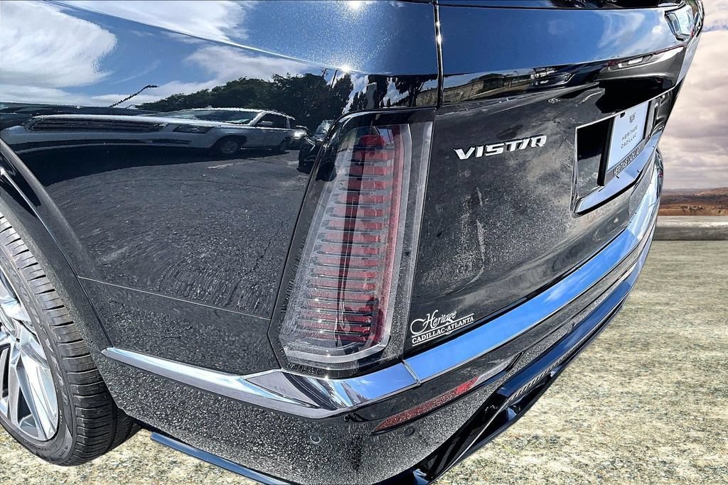 Certified 2026 Cadillac Vistiq Platinum w/ LPO, Floor Liner Package AWD/4WD image 23