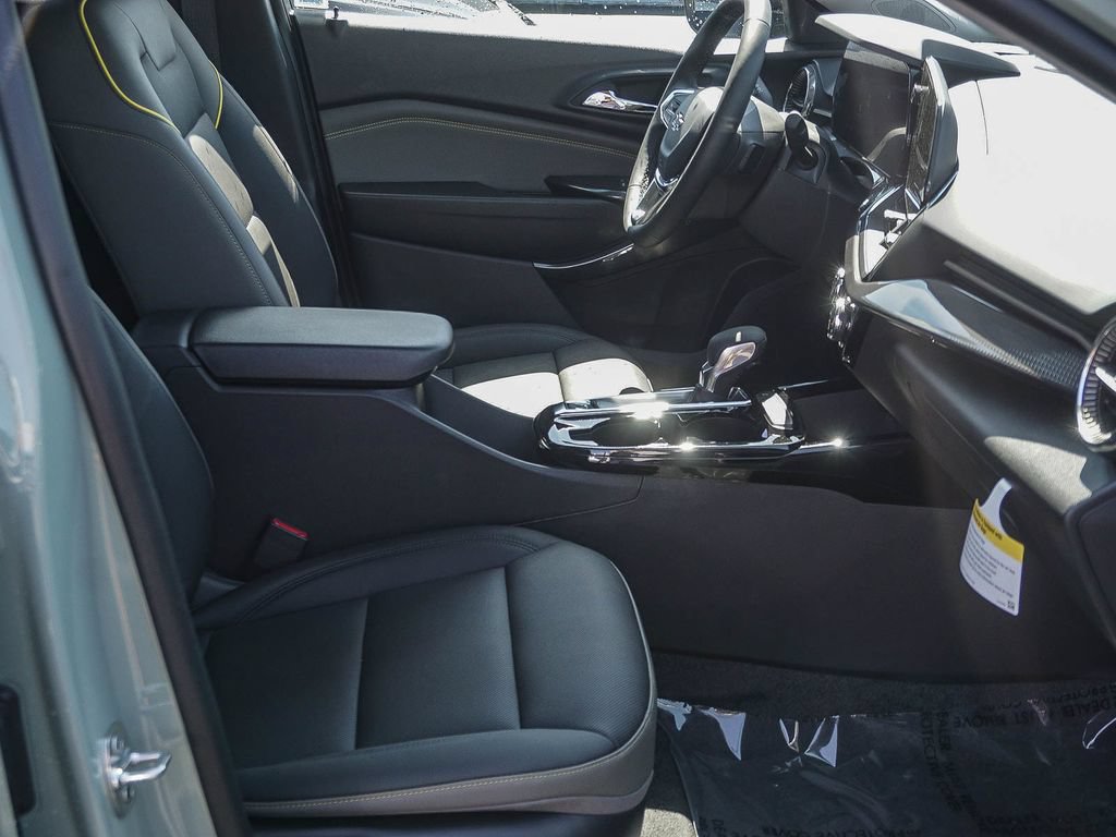 New 2026 Chevrolet Trax ACTIV w/ Driver Confidence Package FWD image 12