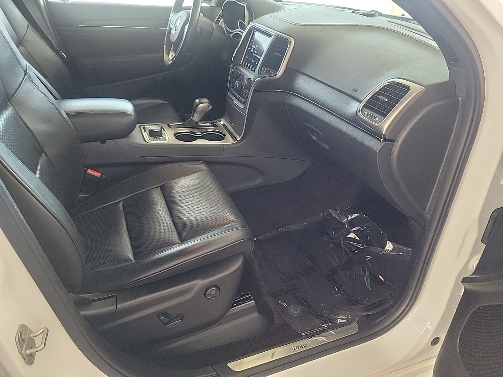 Used 2018 Jeep Grand Cherokee High Altitude AWD/4WD image 14