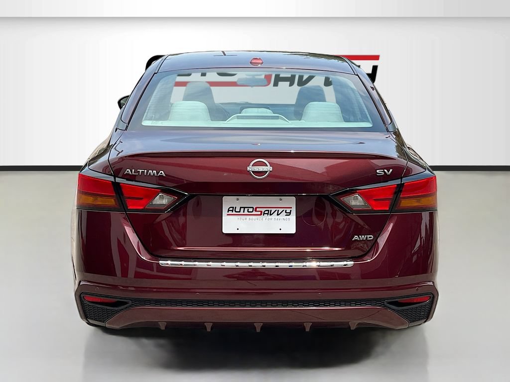 Used 2023 Nissan Altima 2.5 SV AWD/4WD image 6
