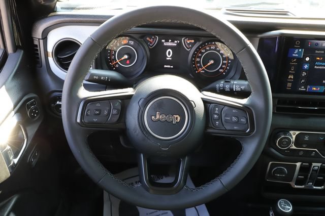 Used 2025 Jeep Wrangler Unlimited Sport AWD/4WD image 20