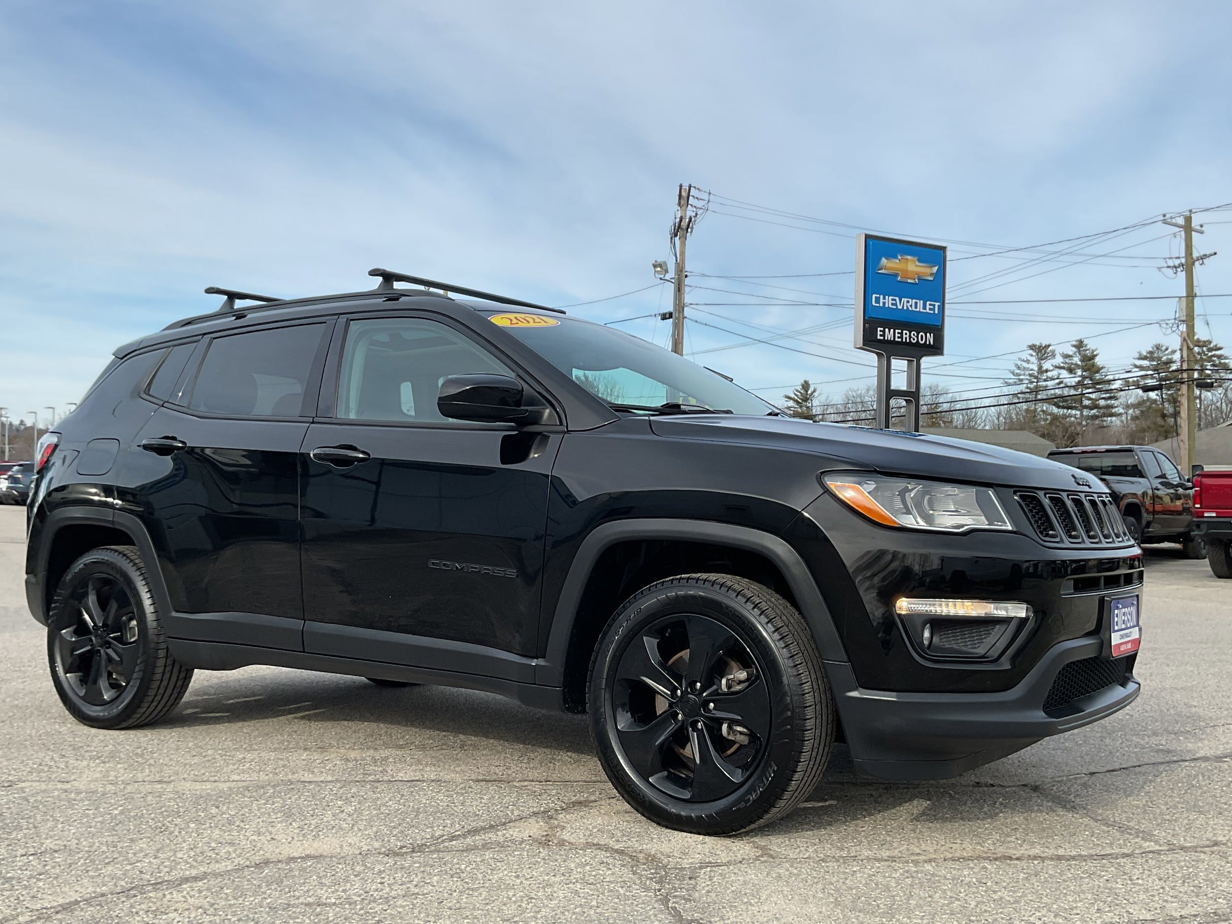 Used 2021 Jeep Compass Latitude w/ Sun and Sound Group AWD/4WD image 3