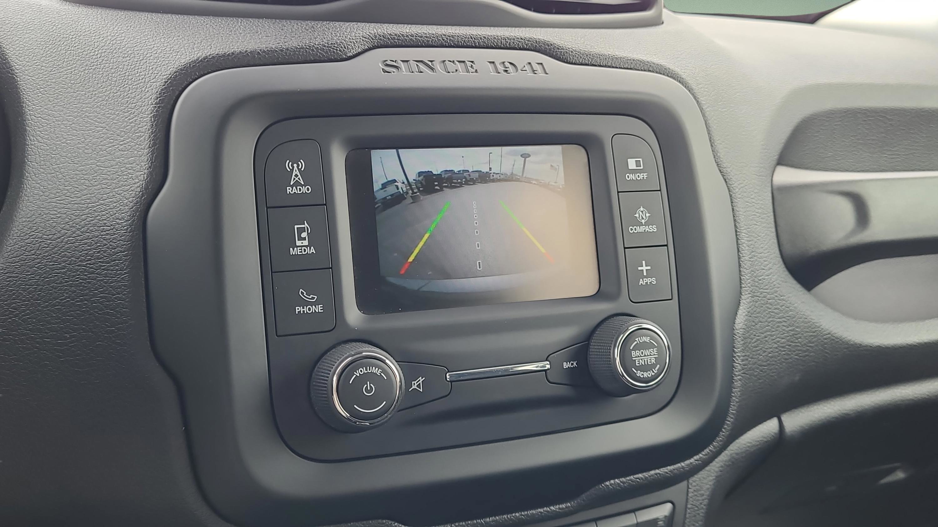 Used 2017 Jeep Renegade Latitude w/ Safety & Security Group image 20