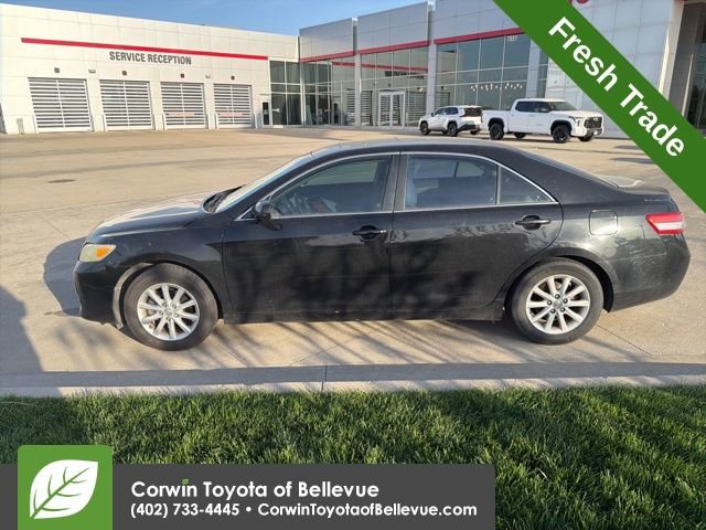 Used 2011 Toyota Camry XLE w/ XLE Extra-Value Pkg #2 FWD image 7
