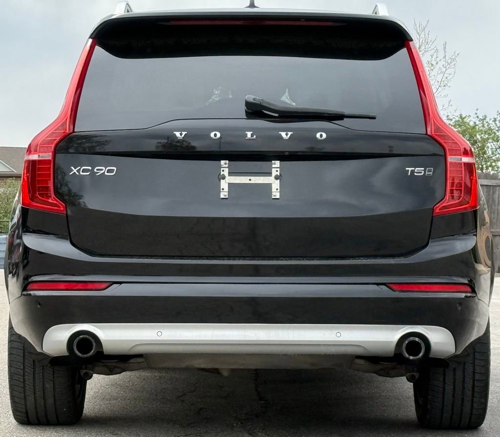 Used 2018 Volvo XC90 T5 Momentum w/ Convenience Package AWD/4WD image 4
