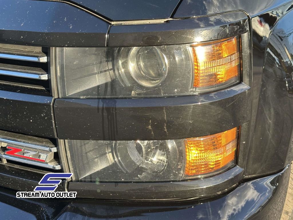 Used 2018 Chevrolet Silverado 2500 LTZ image 10