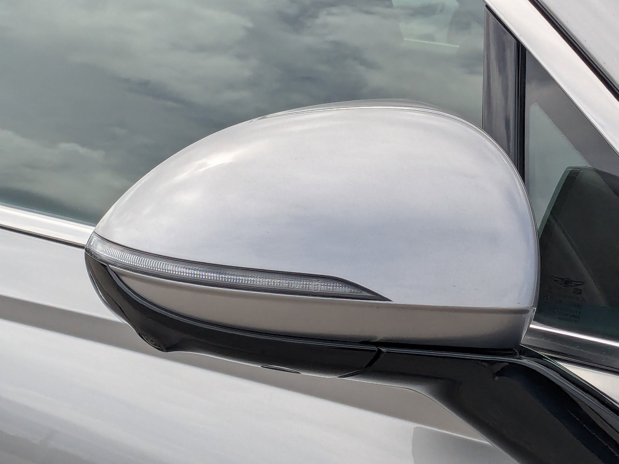 Used 2024 Genesis GV70 2.5T w/ Advanced Package image 12