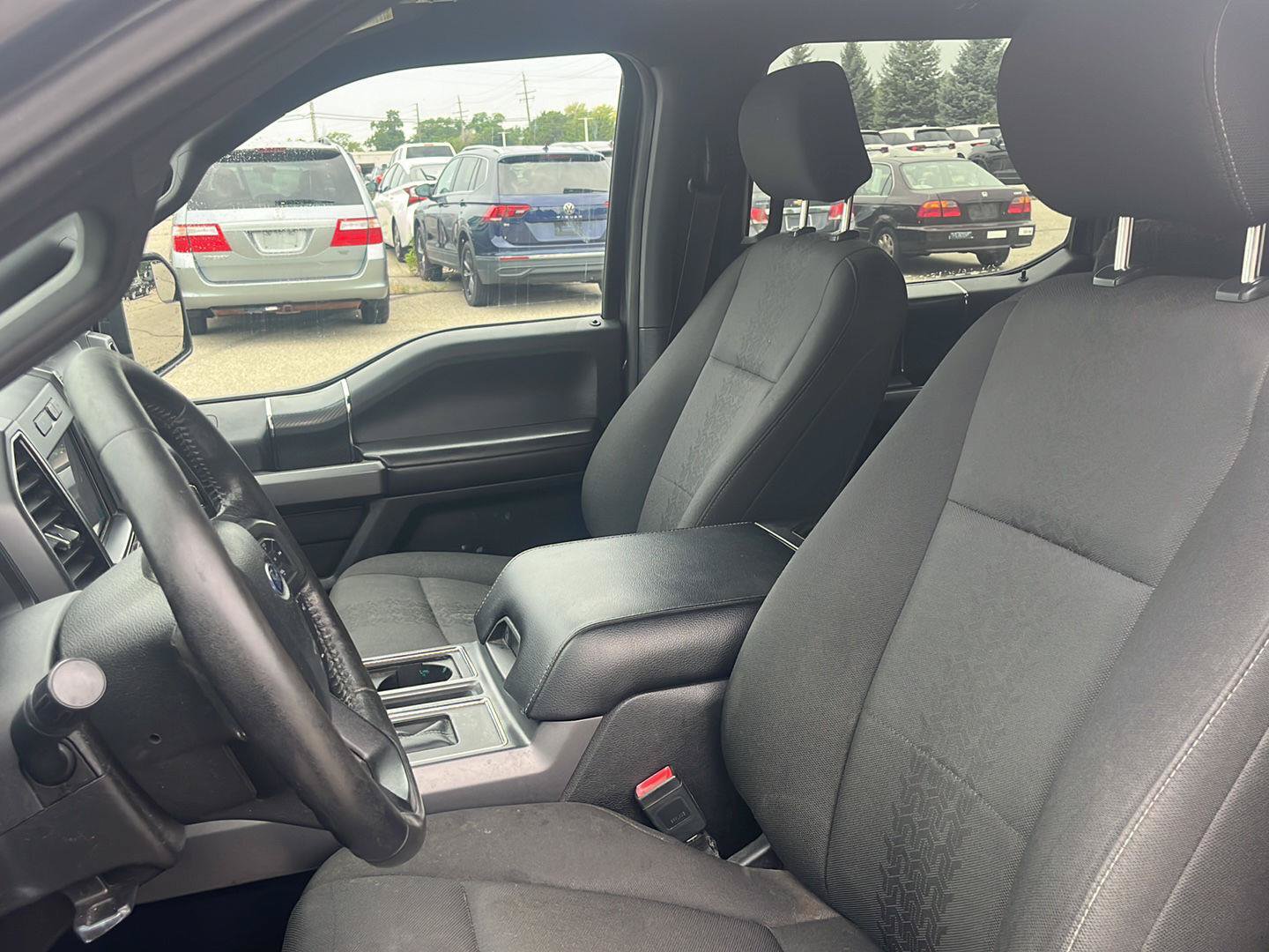 Used 2019 Ford F150 XLT w/ Equipment Group 302A Luxury AWD/4WD image 2