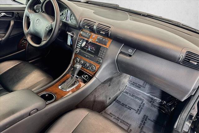 Used 2006 Mercedes-Benz C 350 Sedan image 26