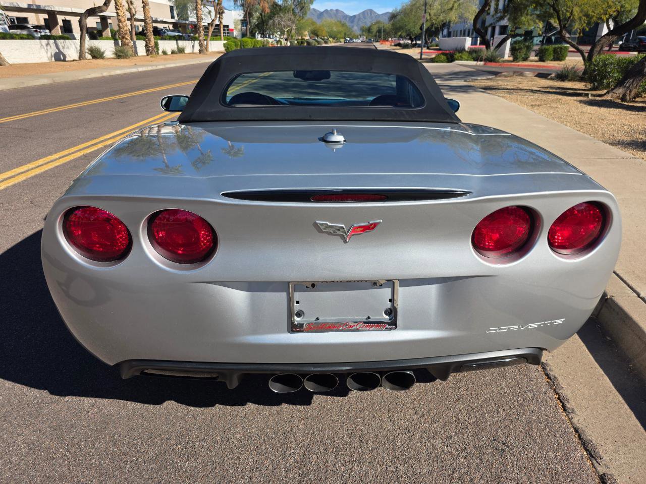Used 2005 Chevrolet Corvette Convertible w/ Preferred Equipment Group RWD image 28