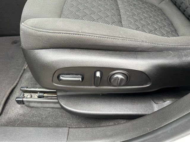 Used 2020 Chevrolet Blazer LT image 13