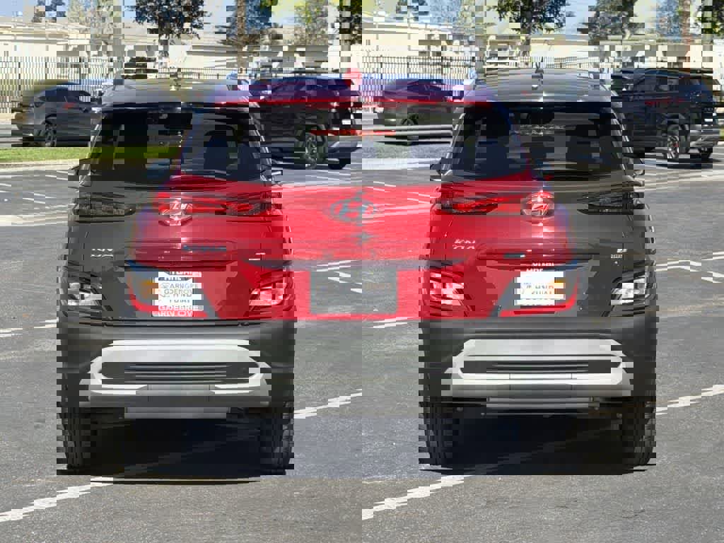 Used 2023 Hyundai Kona SEL image 5