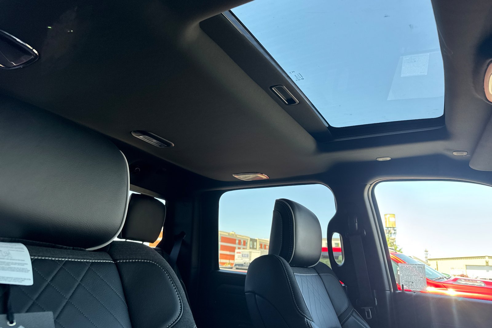 New 2026 RAM 2500 Limited AWD/4WD image 15
