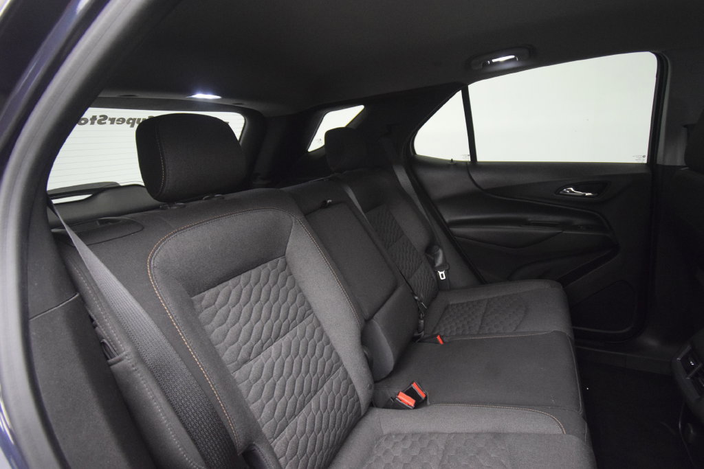 Used 2018 Chevrolet Equinox LT FWD image 17