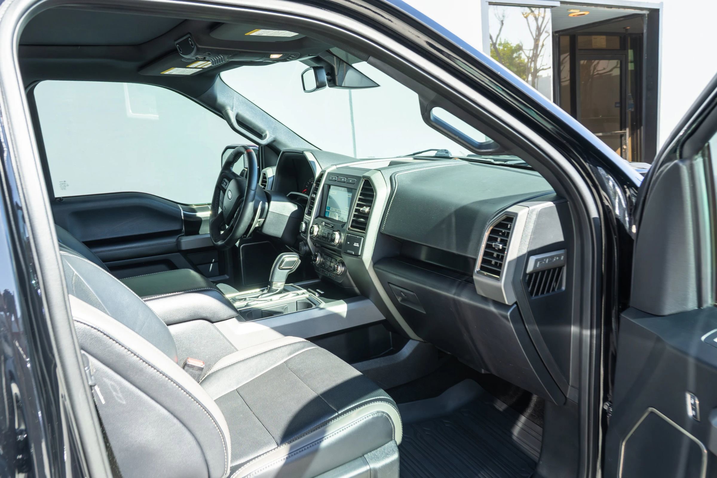 Used 2017 Ford F150 Raptor w/ Equipment Group 802A Luxury image 15