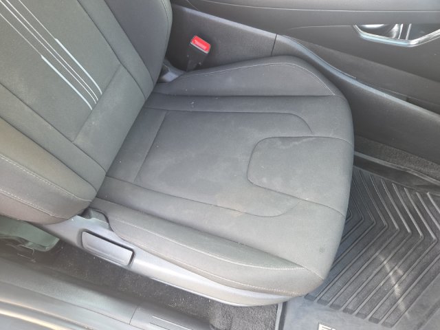 Used 2024 Hyundai Elantra SEL w/ Convenience Package FWD image 33