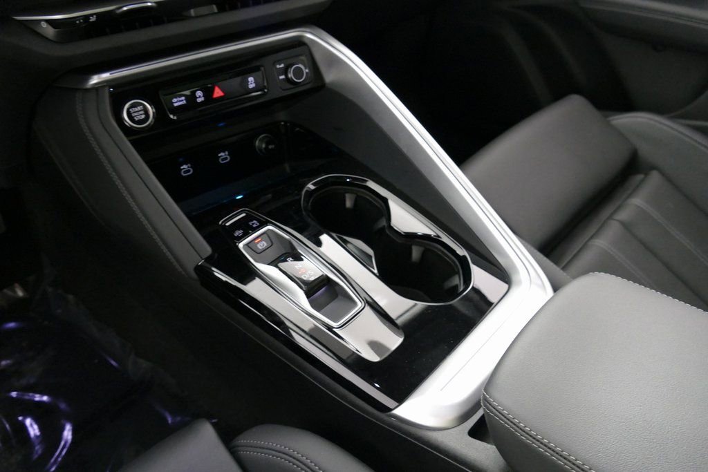 Used 2025 Audi Q5 Premium Plus w/ Premium Plus image 20