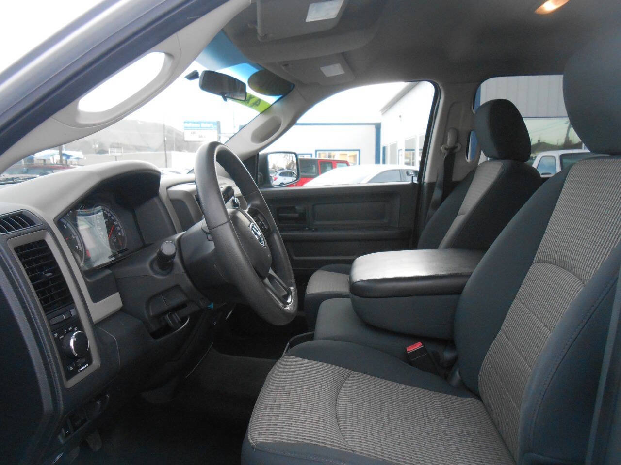 Used 2012 RAM 1500 ST w/ SXT Appearance Group AWD/4WD image 10