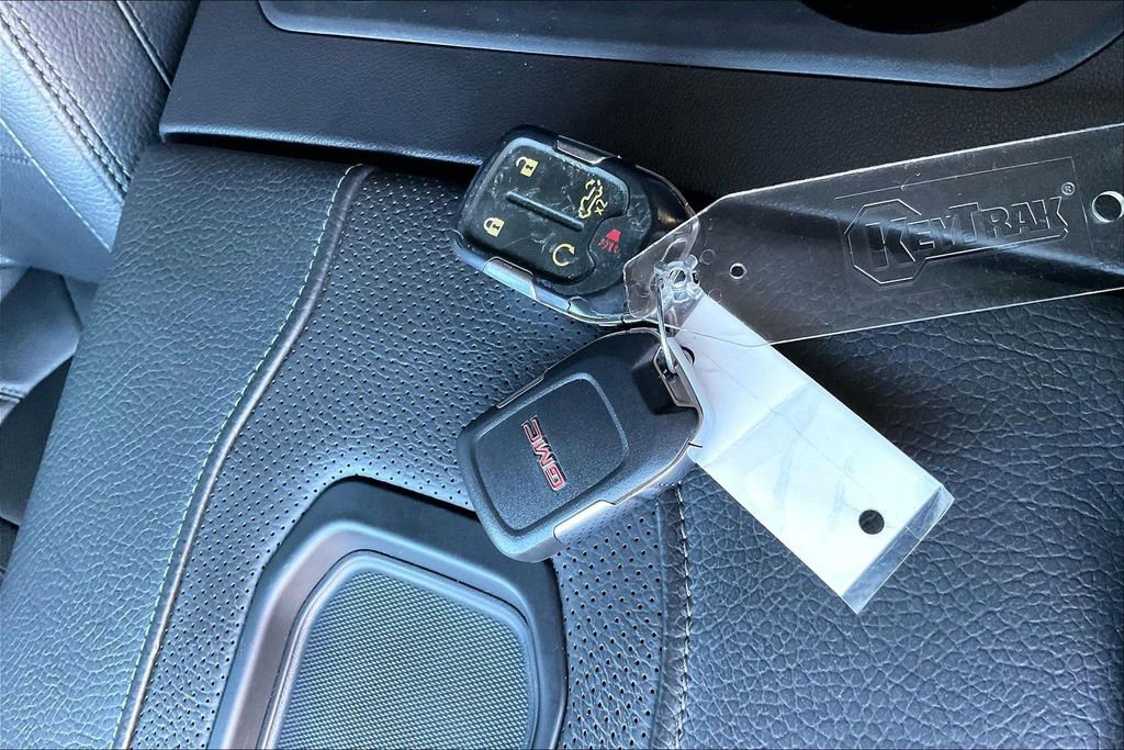 Used 2020 GMC Sierra 2500 Denali w/ Denali Ultimate Package image 14