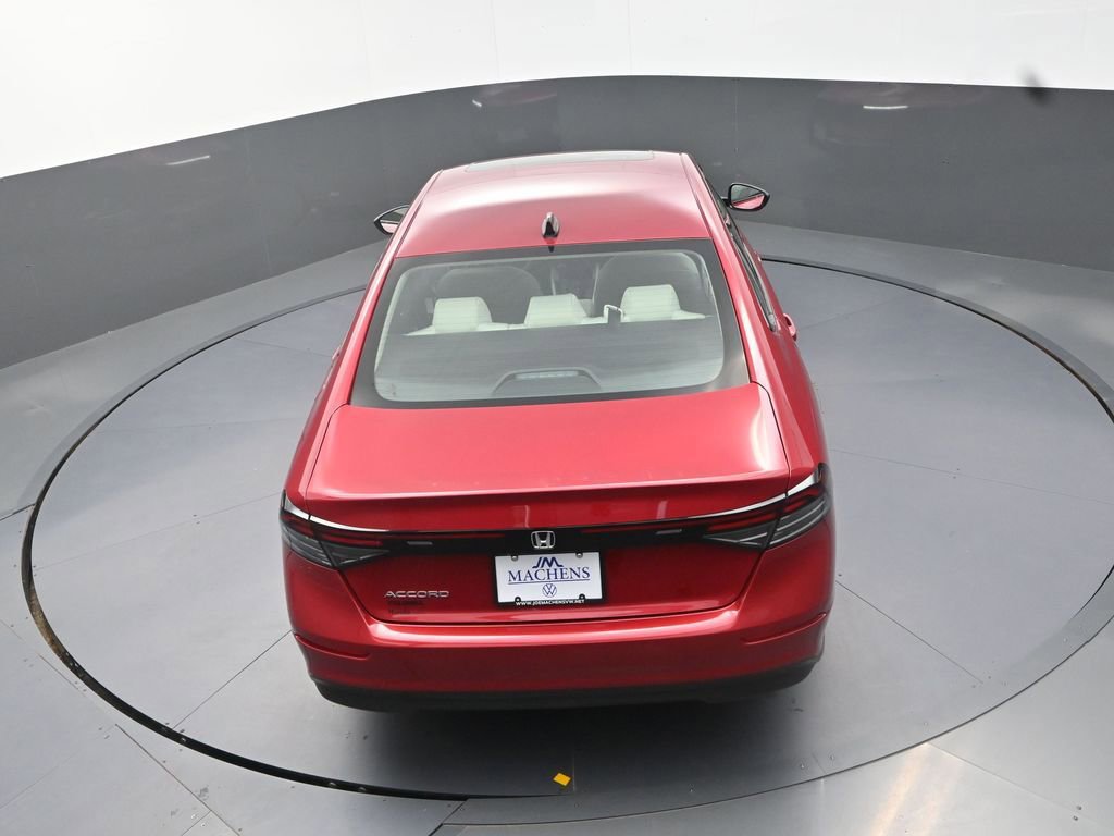 Used 2025 Honda Accord SE image 18