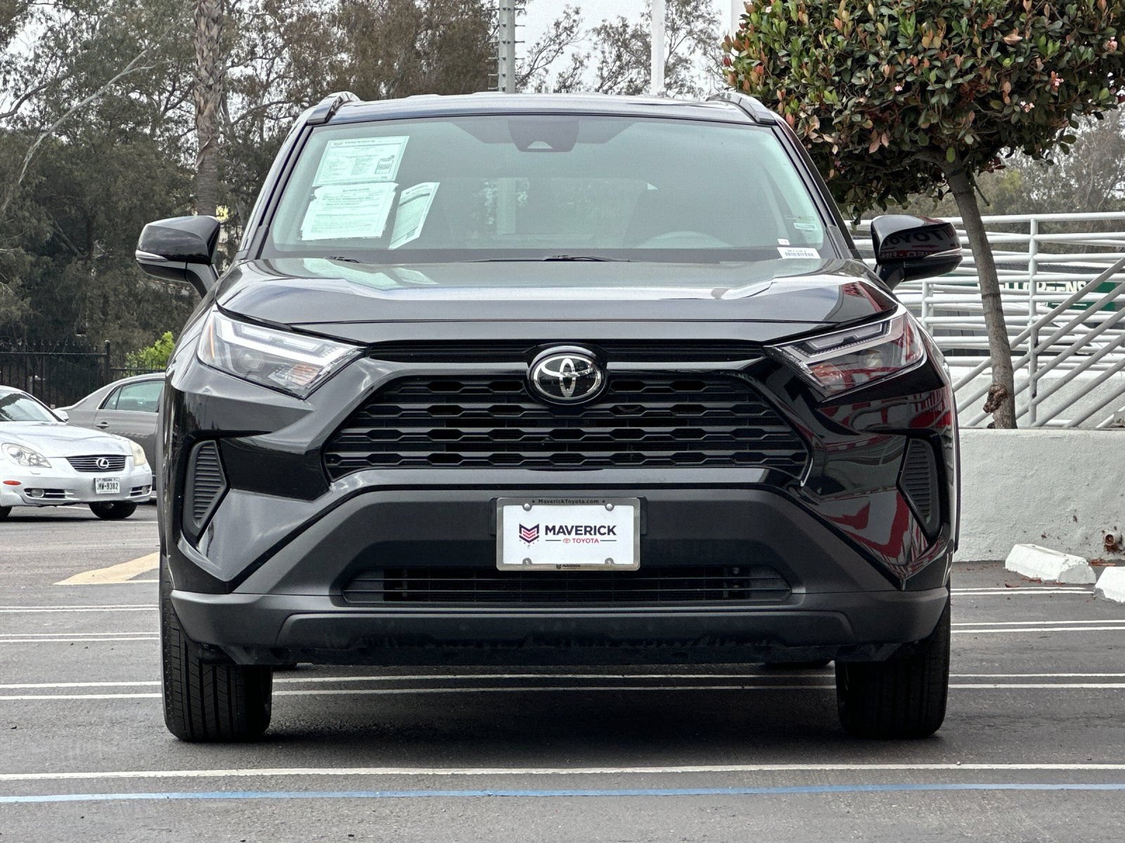 Used 2025 Toyota RAV4 XLE FWD image 7