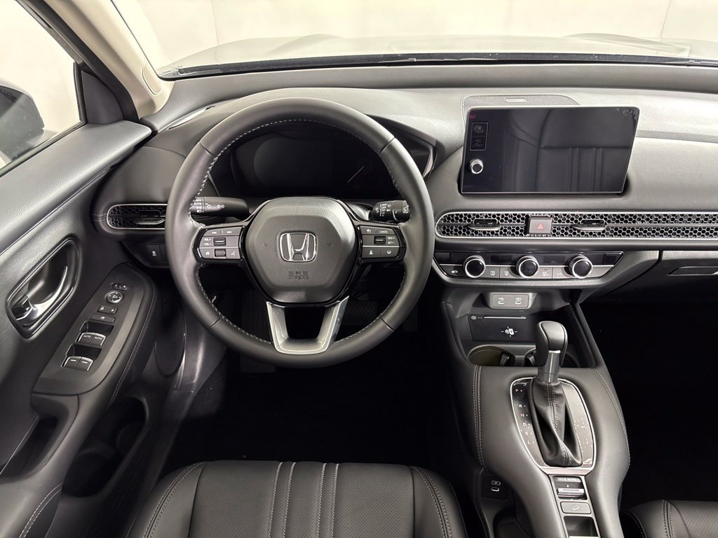Used 2027 Honda HR-V EX-L image 2