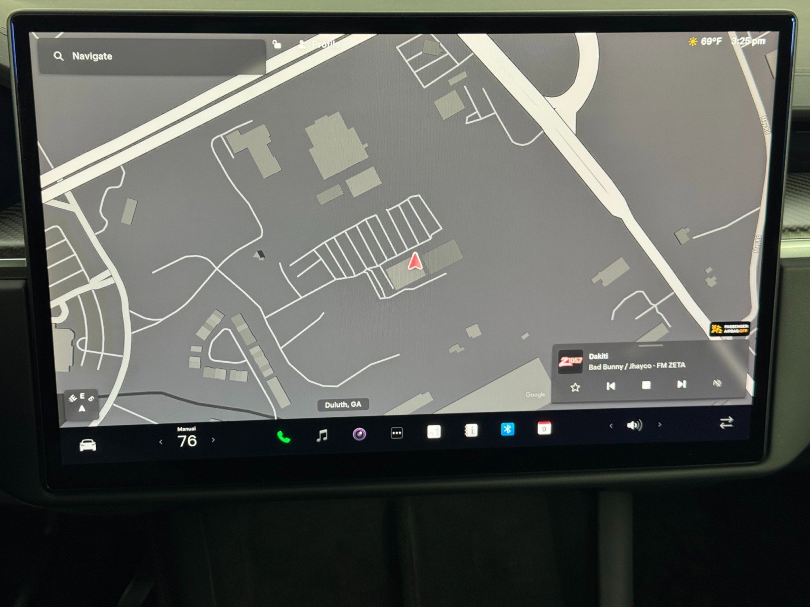 Used 2022 Tesla Model X Plaid image 22