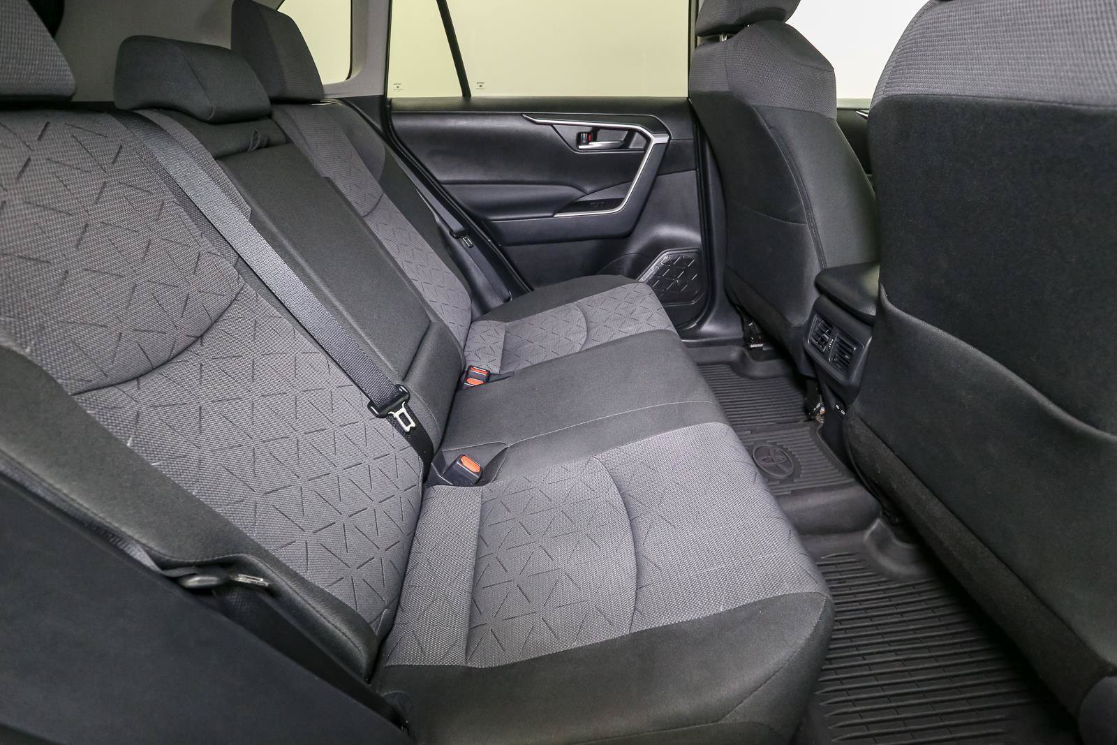Certified 2025 Toyota RAV4 XLE AWD/4WD image 21