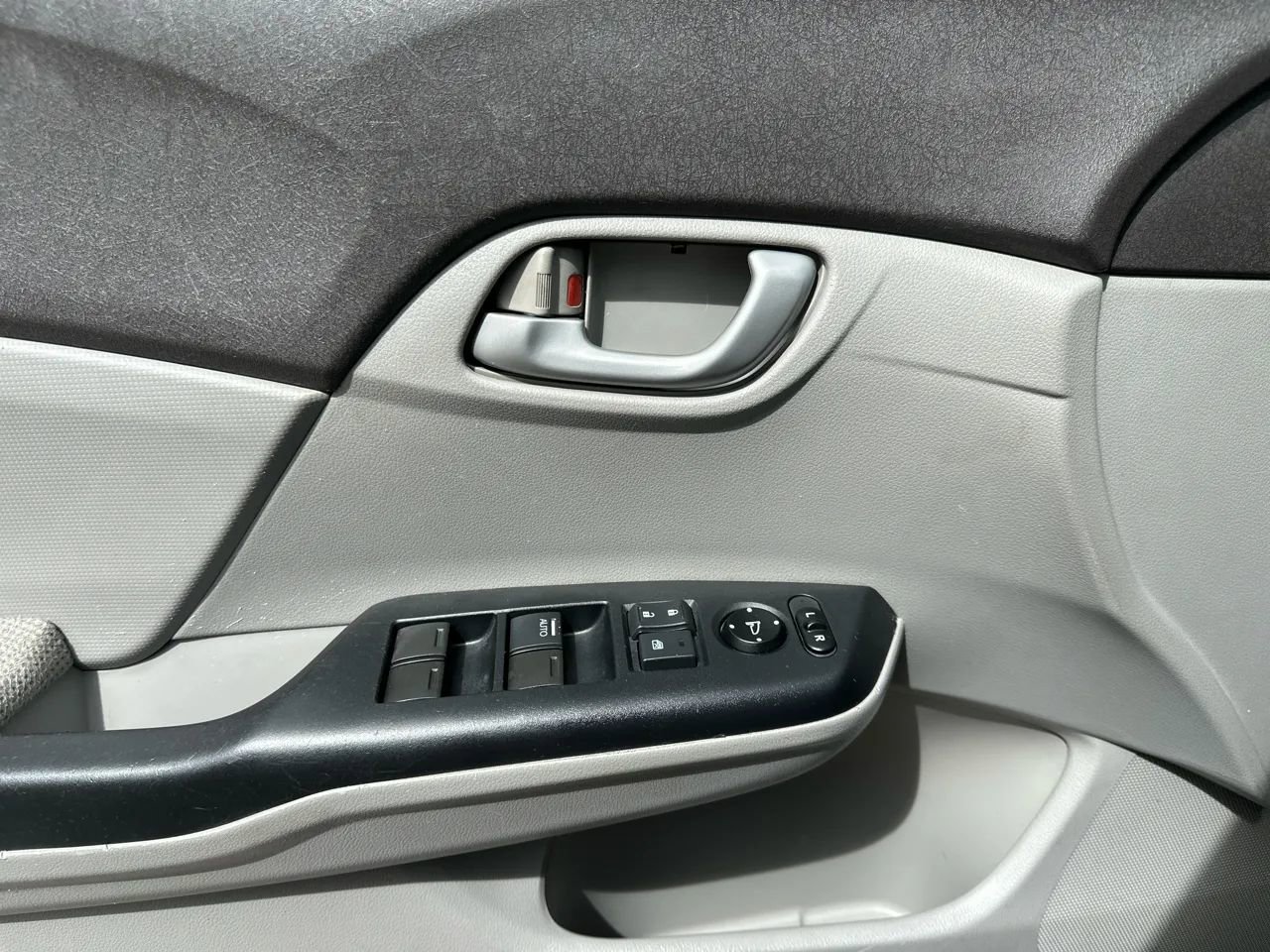 Used 2012 Honda Civic LX image 24