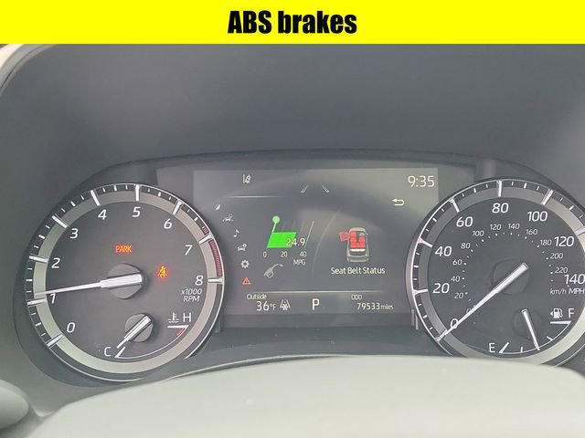 Used 2021 Toyota Highlander XLE image 25