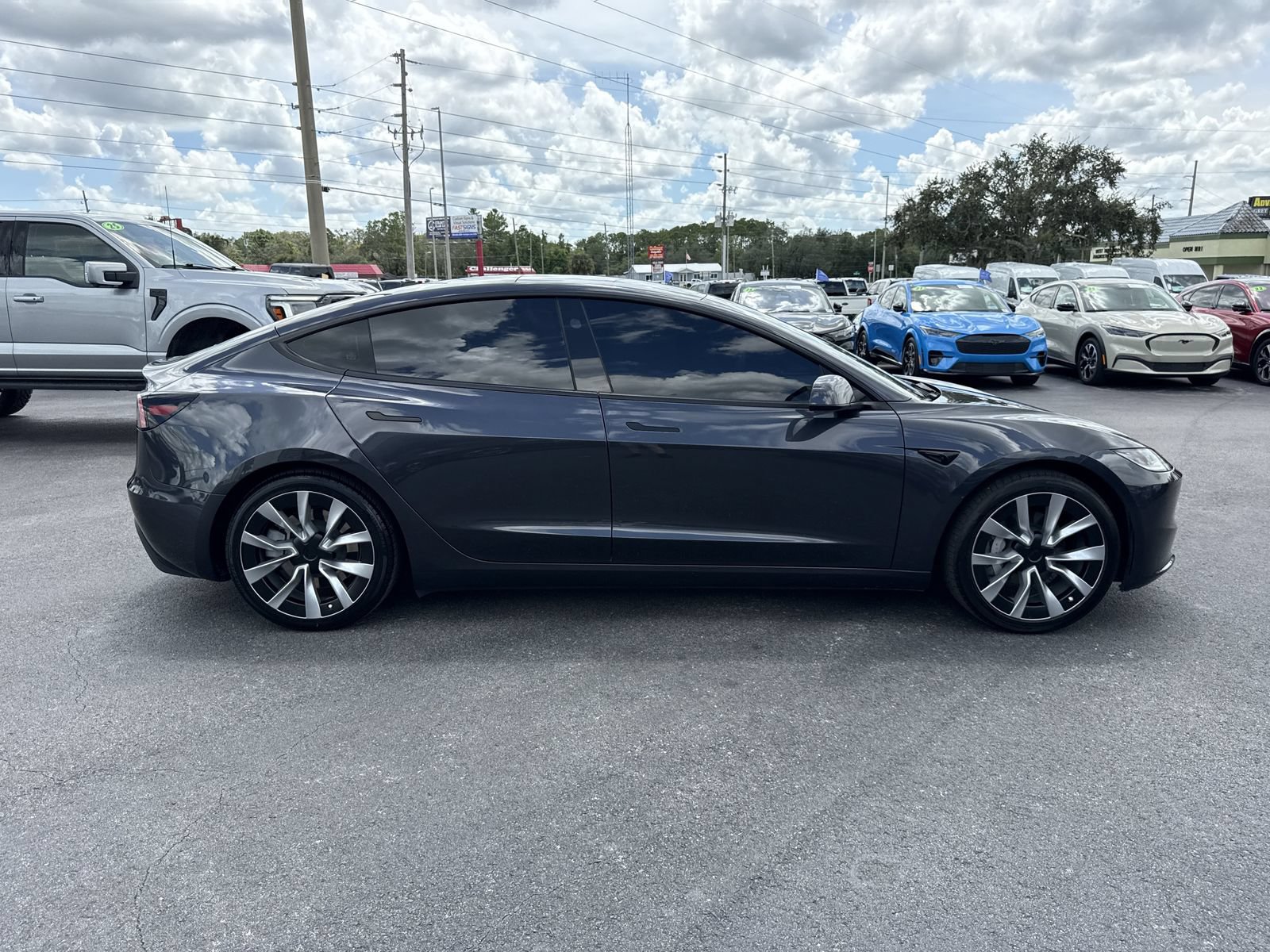 Used 2024 Tesla Model 3 Long Range AWD/4WD image 3