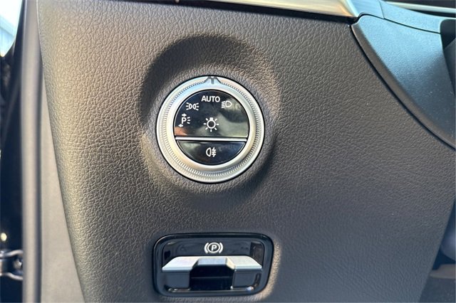 Used 2025 Mercedes-Benz C 300 C 300 image 18