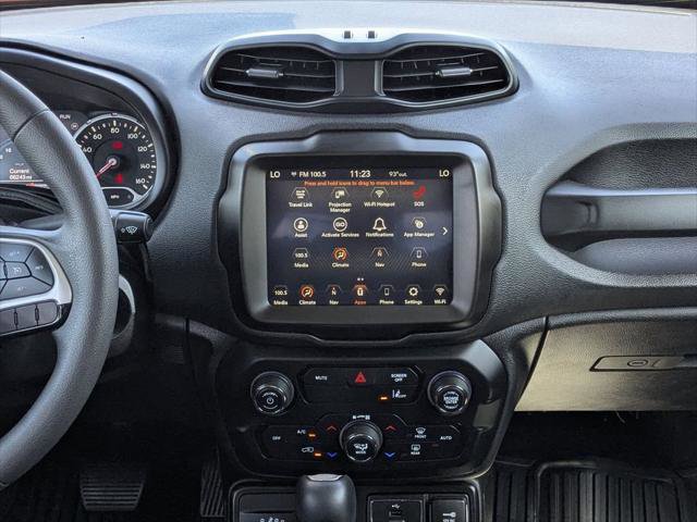 Certified 2023 Jeep Renegade Latitude AWD/4WD image 18
