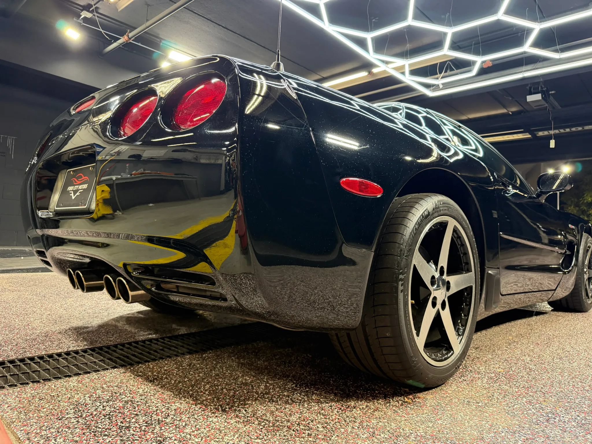 Used 2003 Chevrolet Corvette Z06 w/ Memory Package, 3 Drivers RWD image 14