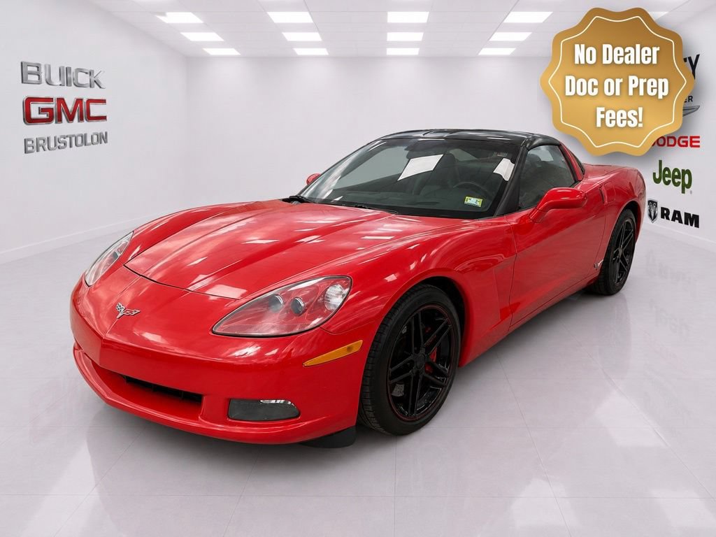 Used 2006 Chevrolet Corvette Coupe w/ Preferred Equipment Group RWD image 2