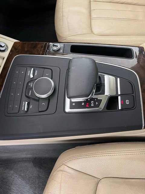 Used 2018 Audi Q5 2.0T Premium w/ Convenience Package image 18