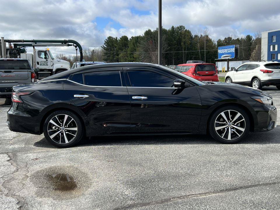Used 2021 Nissan Maxima 3.5 SV w/ Floor Mat Group FWD image 12