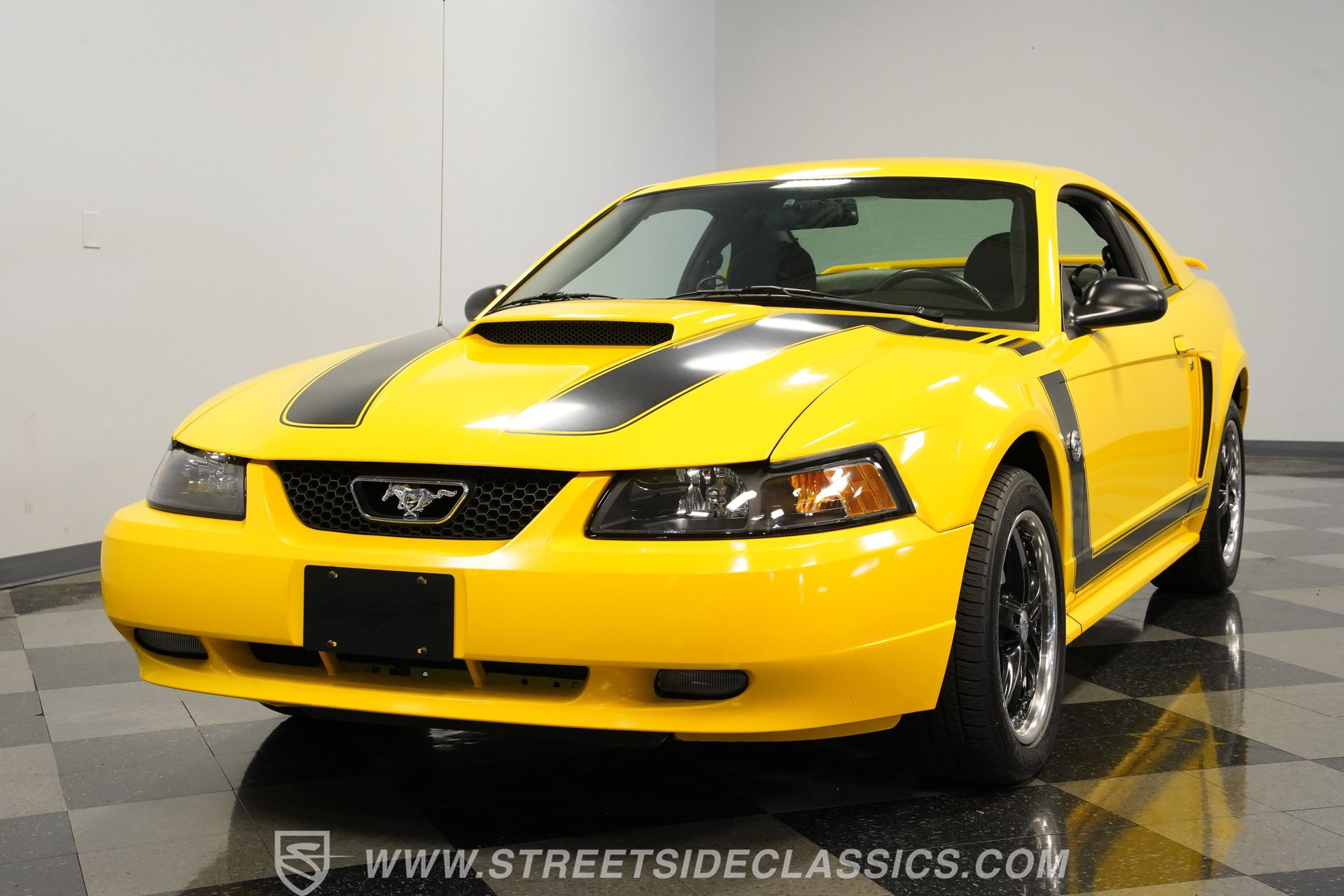 Used 2004 Ford Mustang GT RWD image 19
