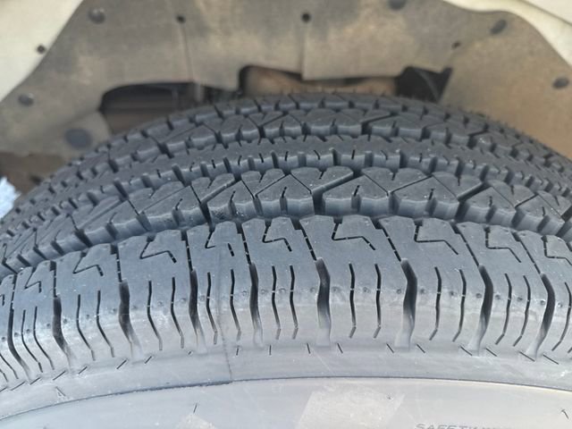 Used 2023 Chevrolet Express 2500 w/ Driver Convenience Package image 38