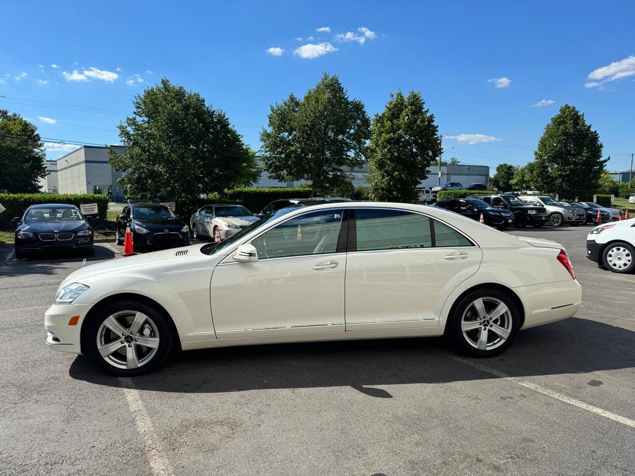 Used 2013 Mercedes-Benz S 550 4MATIC image 7