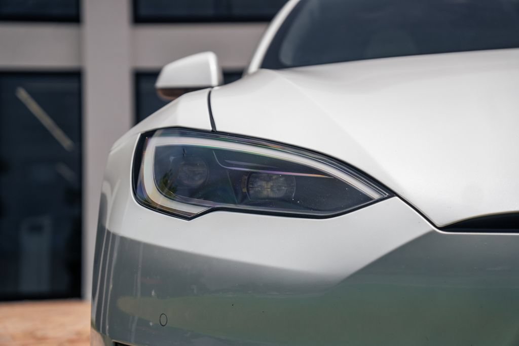 Used 2023 Tesla Model S AWD/4WD image 9