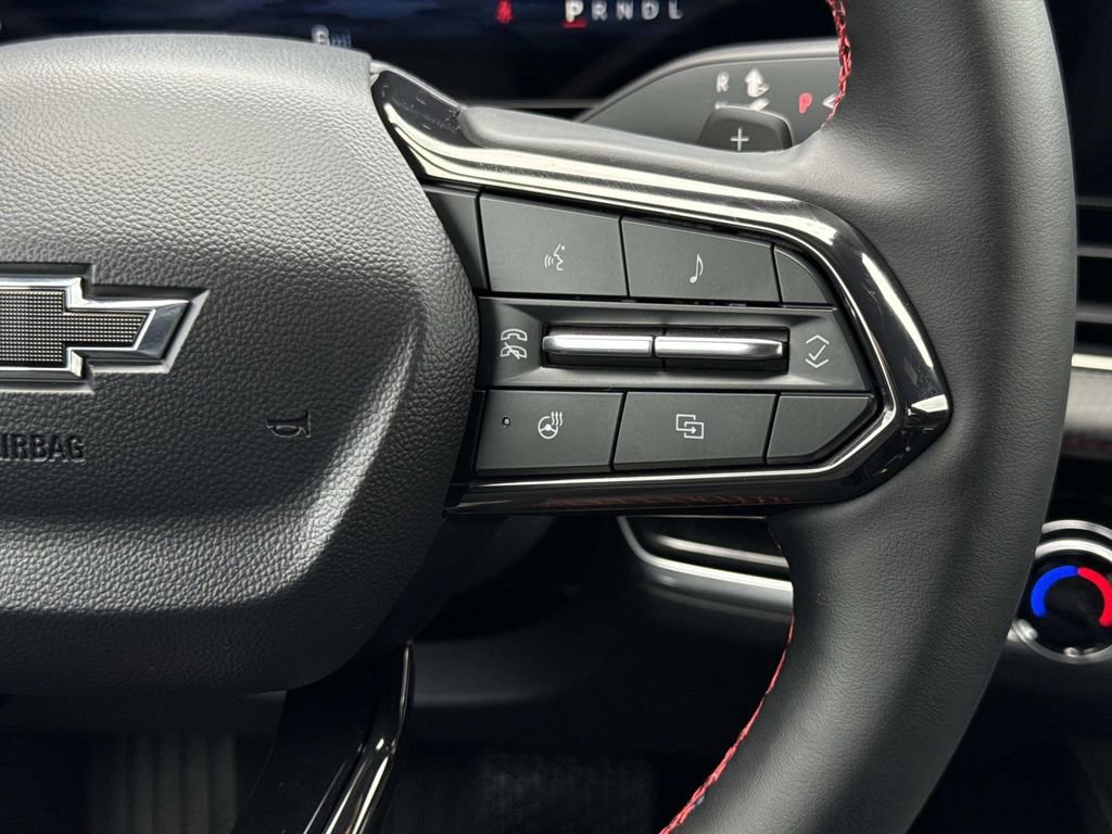 New 2026 Chevrolet Equinox RS w/ Safety and Technology Package FWD image 5