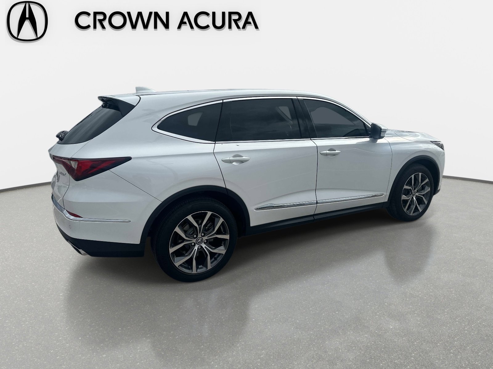 Used 2024 Acura MDX FWD w/ Technology Package image 8