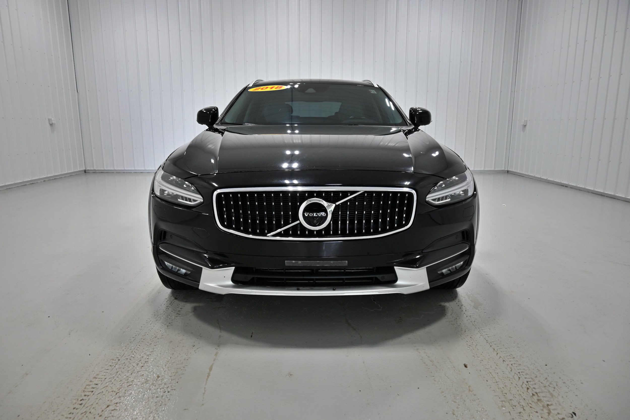 Used 2018 Volvo V90 T6 Cross Country w/ Convenience Package AWD/4WD image 22