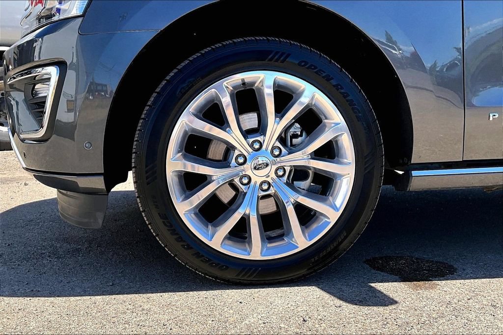 Used 2019 Ford Expedition Platinum AWD/4WD image 12