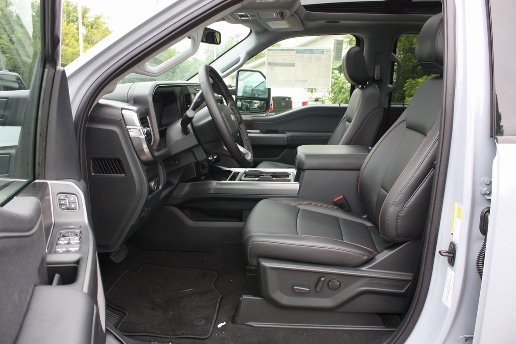 New 2025 Ford F250 Lariat w/ Lariat Ultimate Package image 14