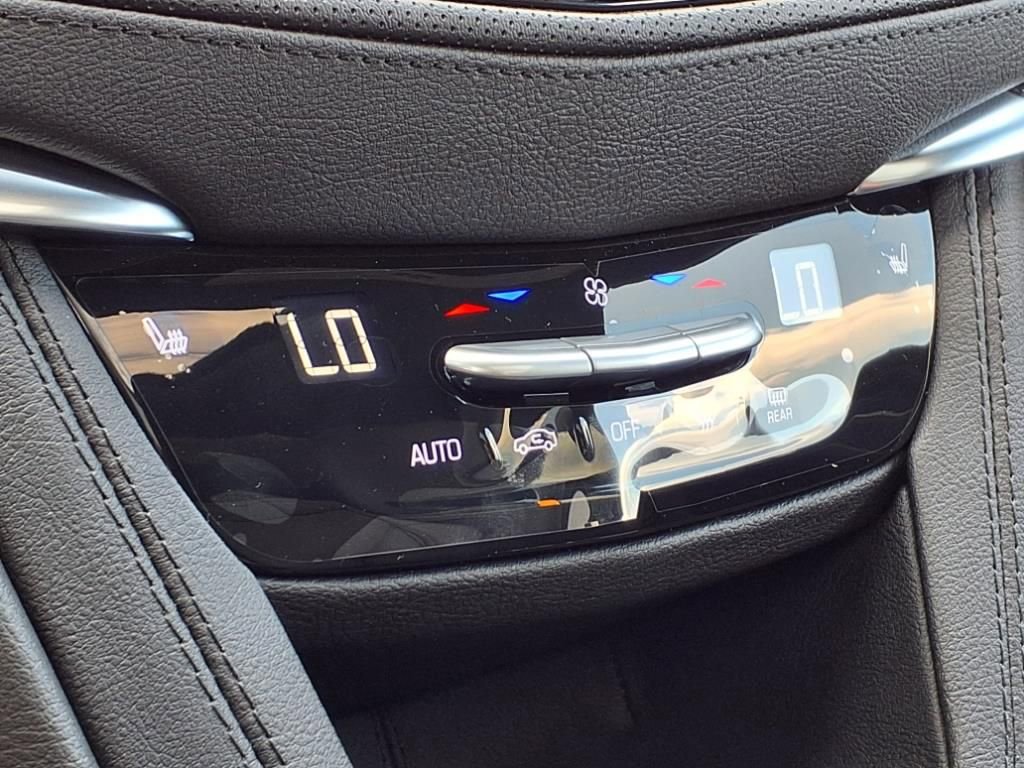 New 2025 Cadillac XT5 Premium Luxury w/ LPO, Floor Liner Package image 23