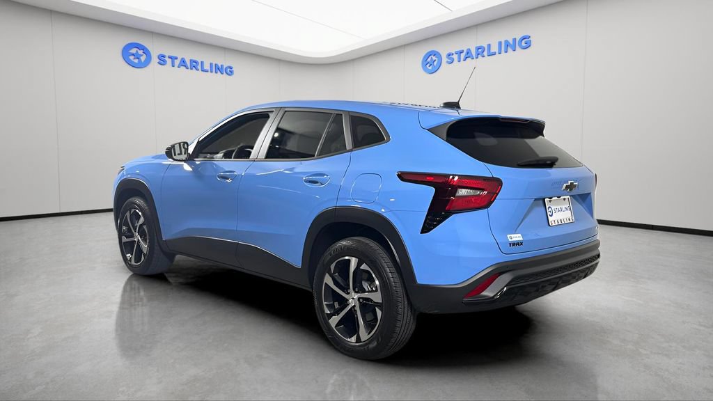 Certified 2024 Chevrolet Trax RS w/ Driver Confidence Package FWD image 6